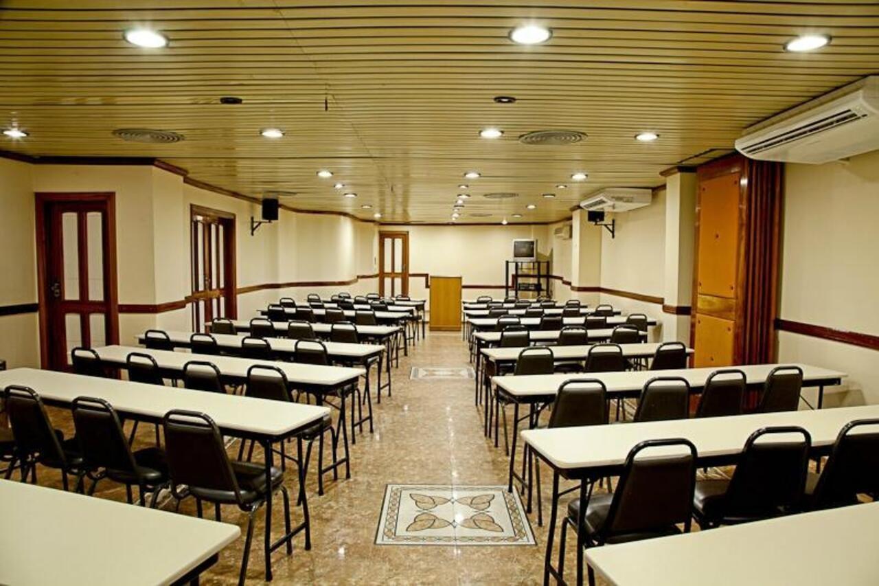 Lider Hotel Μανάους Εξωτερικό φωτογραφία