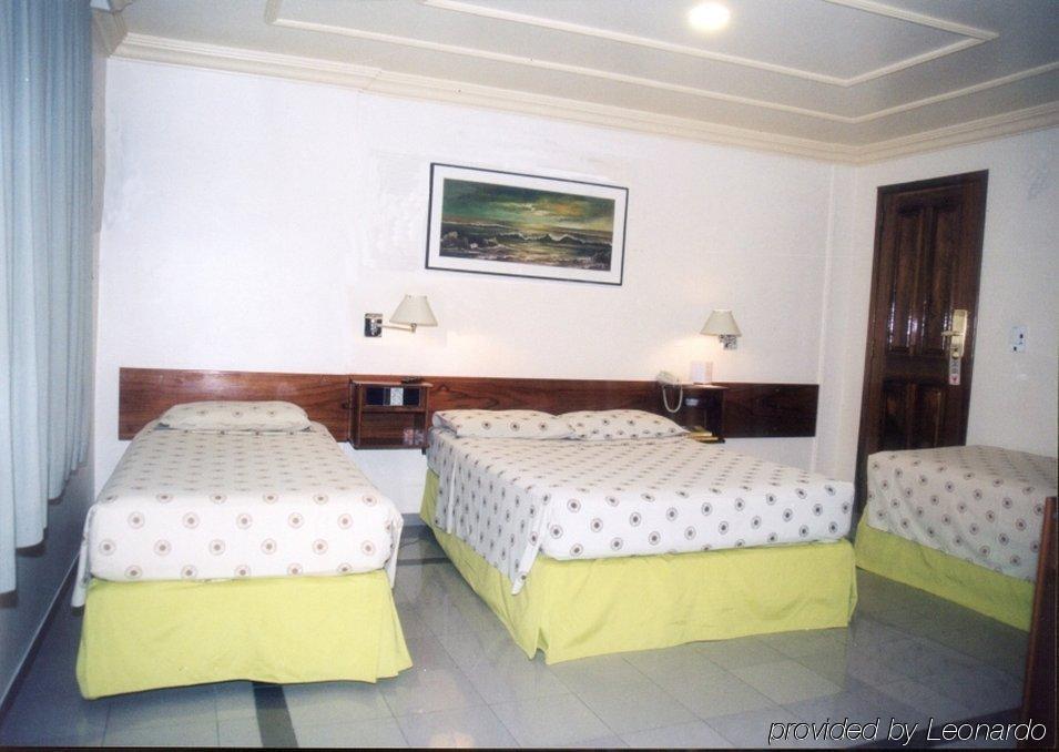 Lider Hotel Μανάους Εξωτερικό φωτογραφία
