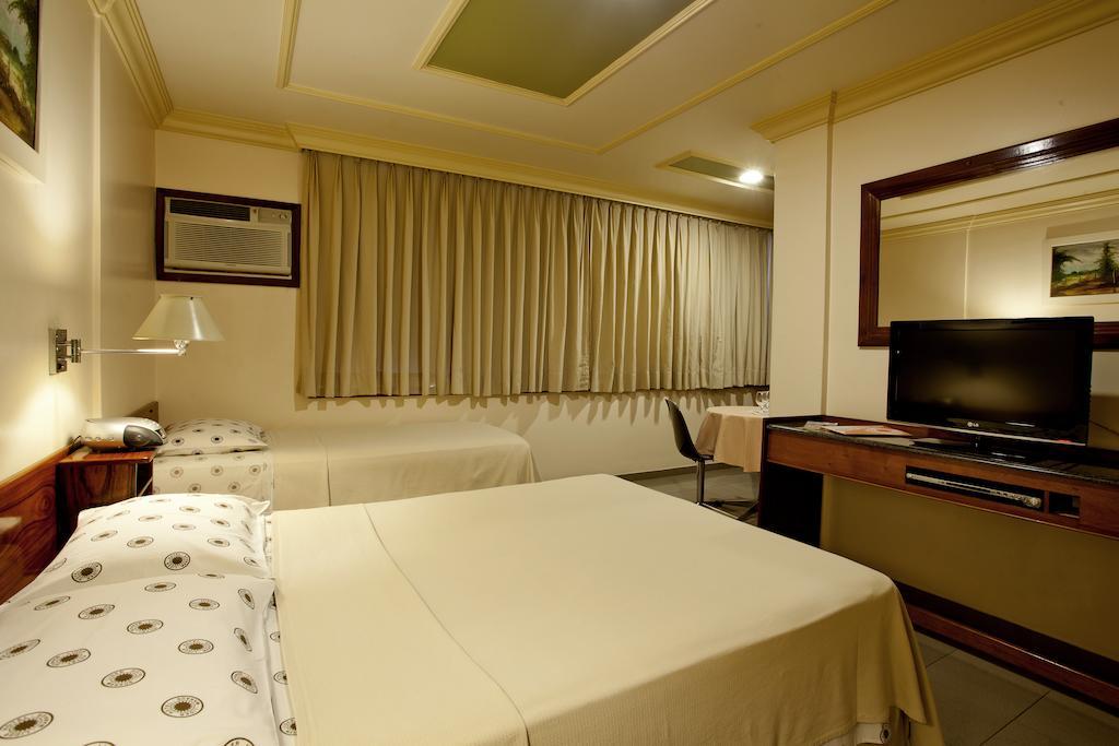 Lider Hotel Μανάους Εξωτερικό φωτογραφία