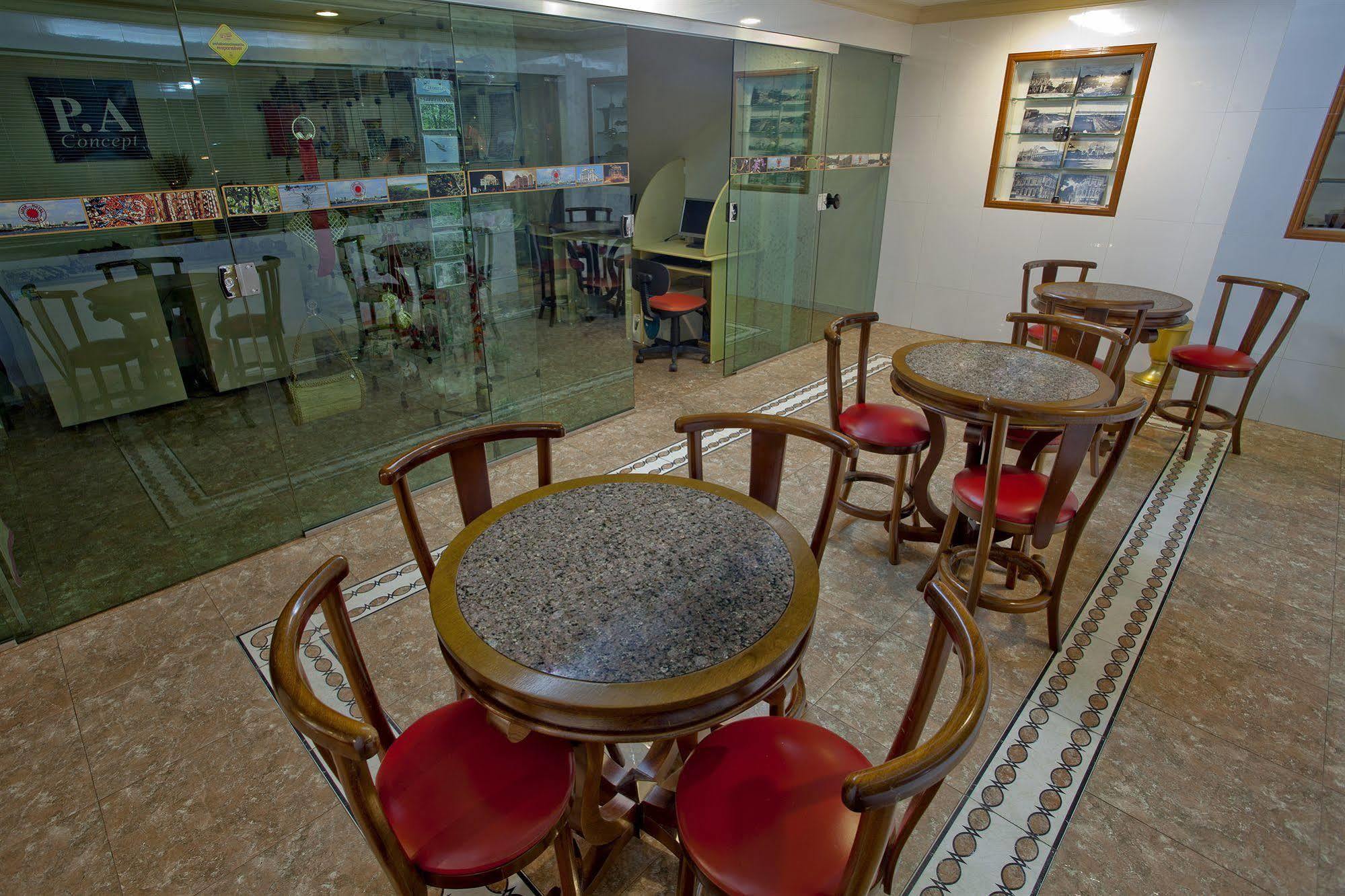 Lider Hotel Μανάους Εξωτερικό φωτογραφία