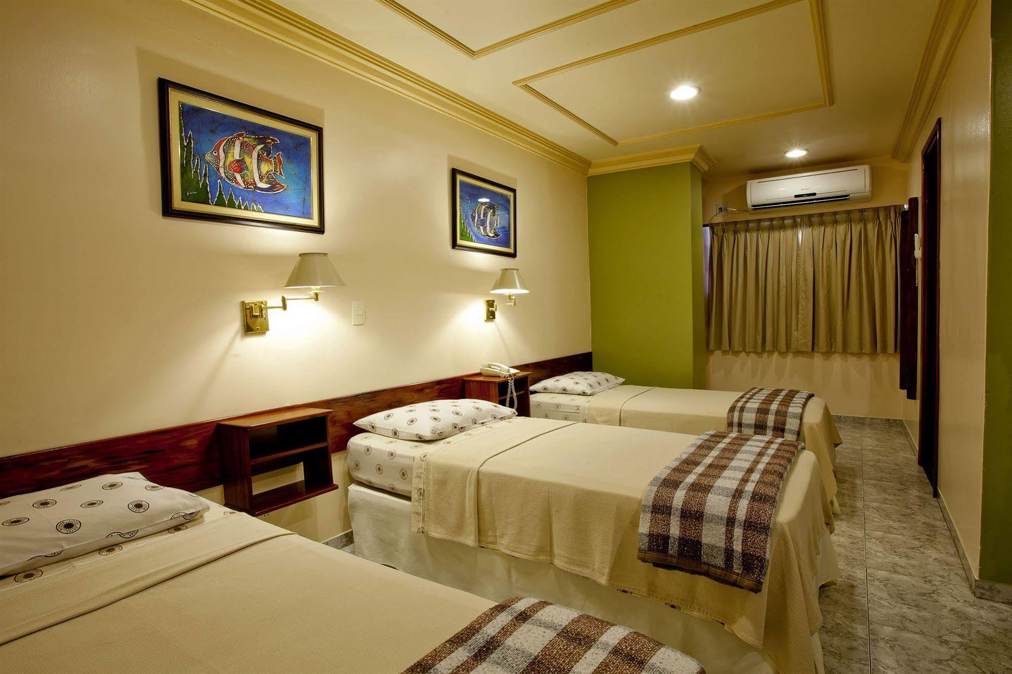 Lider Hotel Μανάους Εξωτερικό φωτογραφία