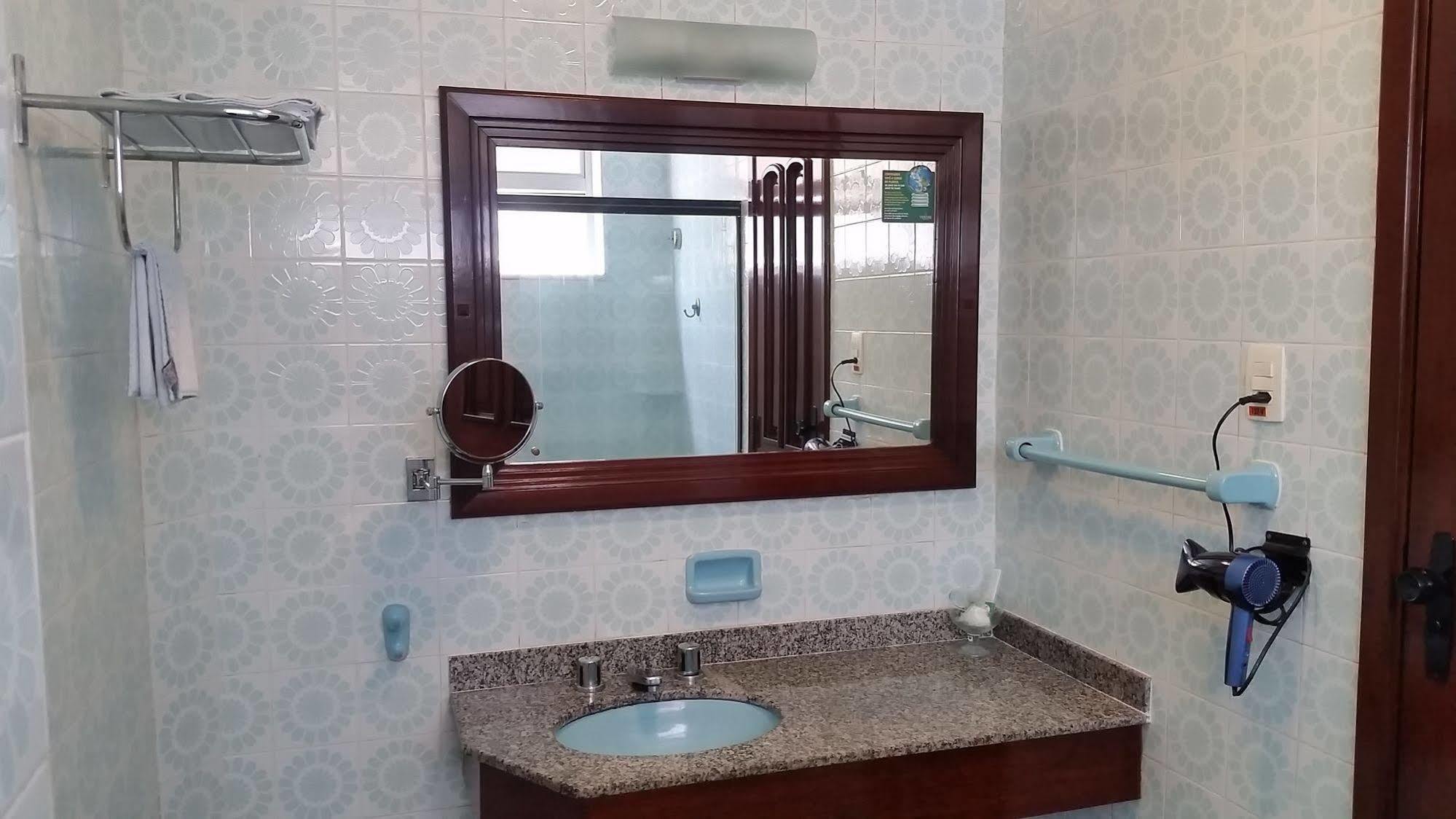 Lider Hotel Μανάους Εξωτερικό φωτογραφία