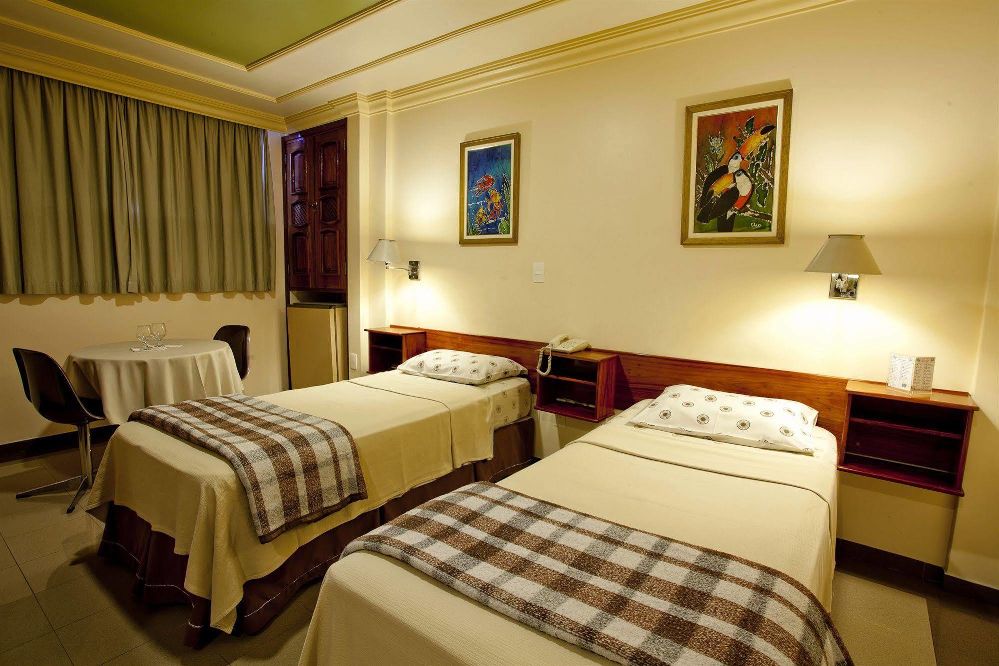 Lider Hotel Μανάους Εξωτερικό φωτογραφία