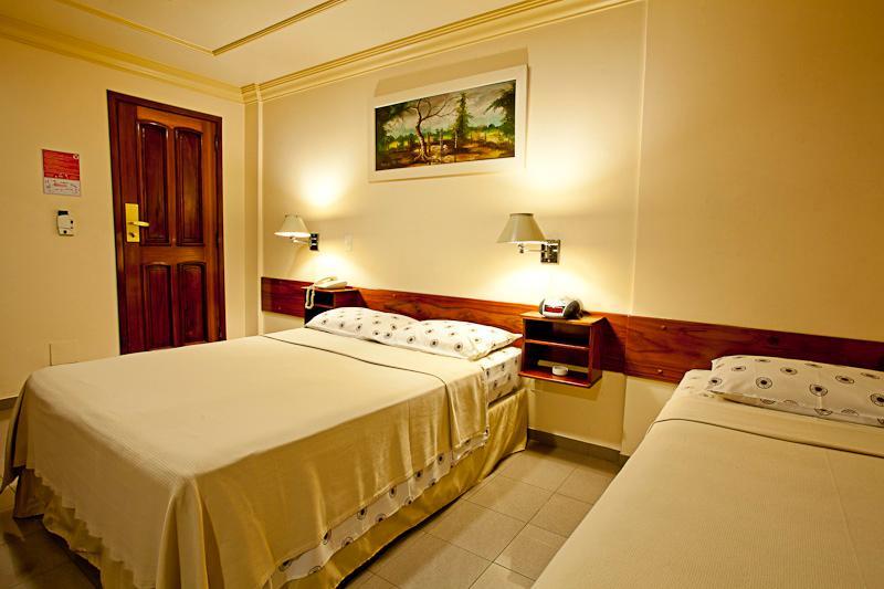 Lider Hotel Μανάους Εξωτερικό φωτογραφία